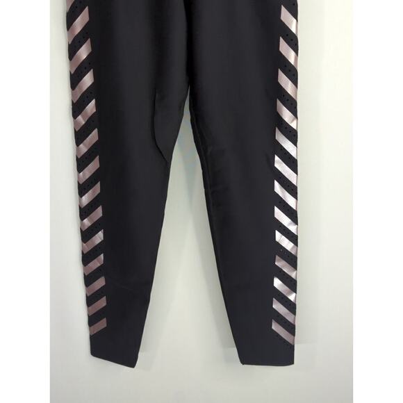 Ultracor Ultra Chevron Pixelate Leggings Black Mid Rise Athleisure Sports Size S - Picture 5 of 10